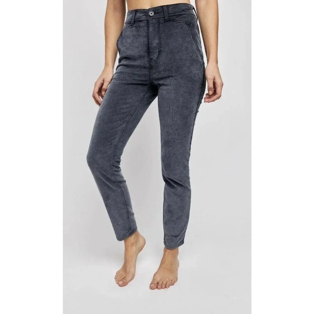 Free People Women's Fine Line Straight Leg Crop Jeans Black Corduroy Size 4 New